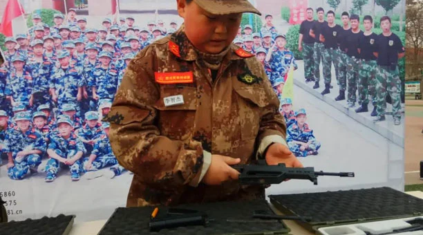 儿童篮球基本功训练内容怎么写的_0